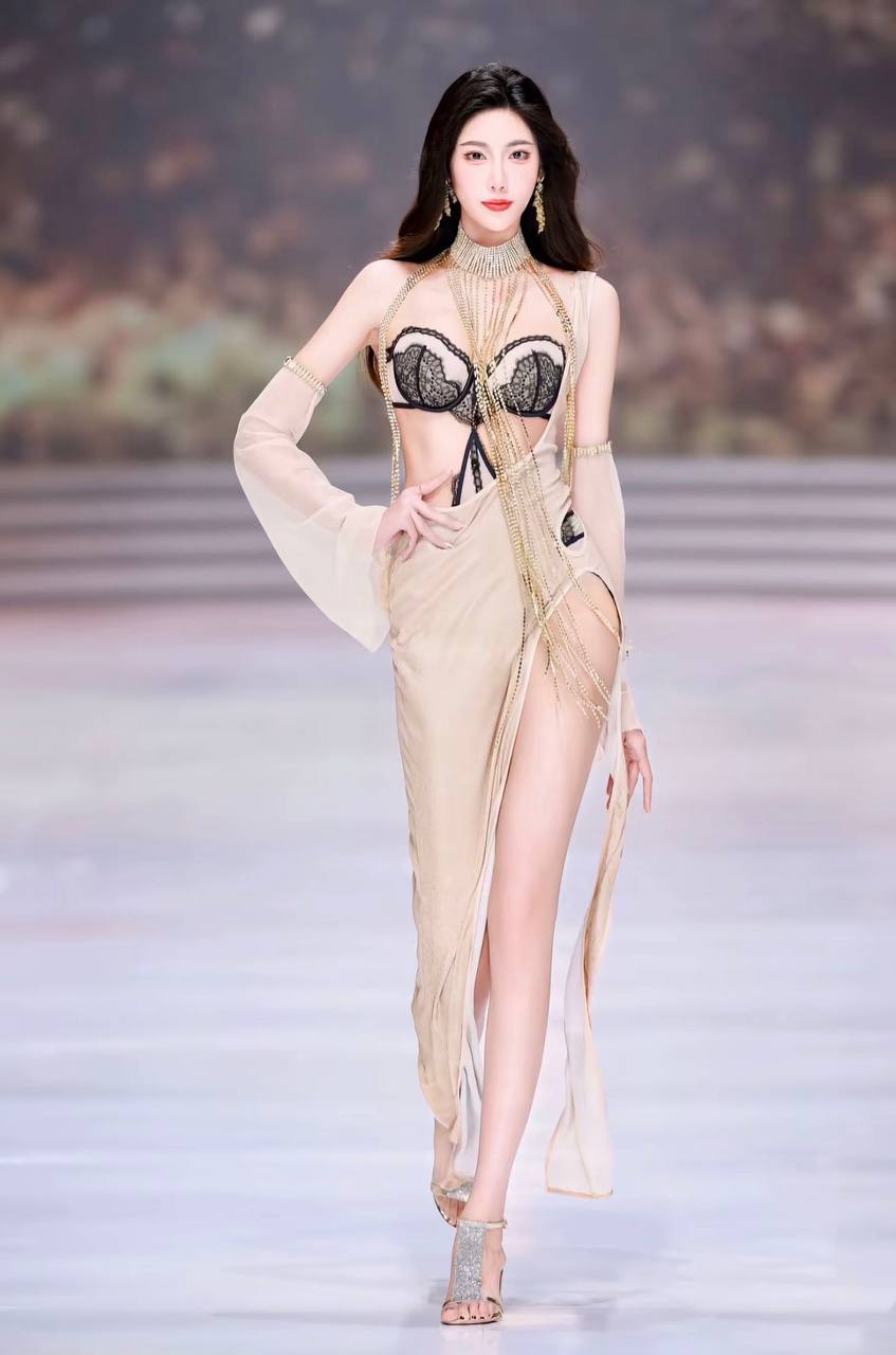 凌彩云 素颜 Polas 模卡 2
